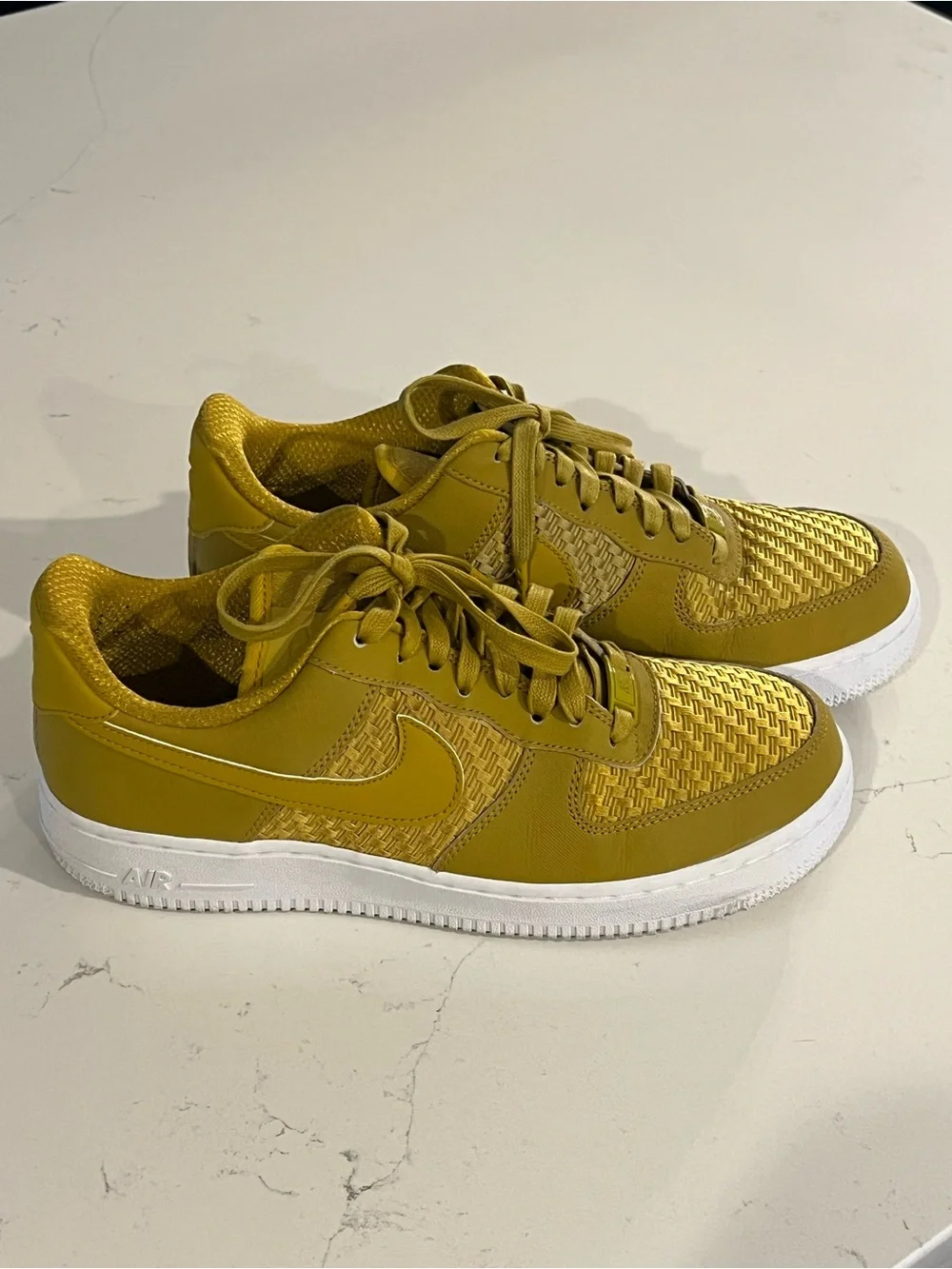 Nike Women’s Air Force 1 Pinnacle 07’ Mustard Yellow